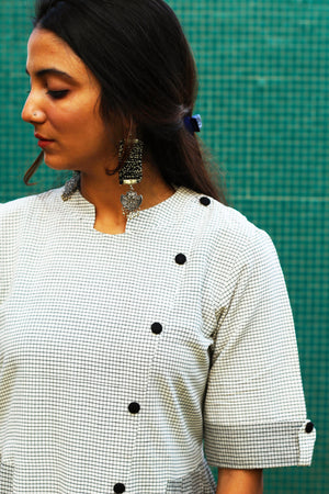 Black And White Small Checks Dress