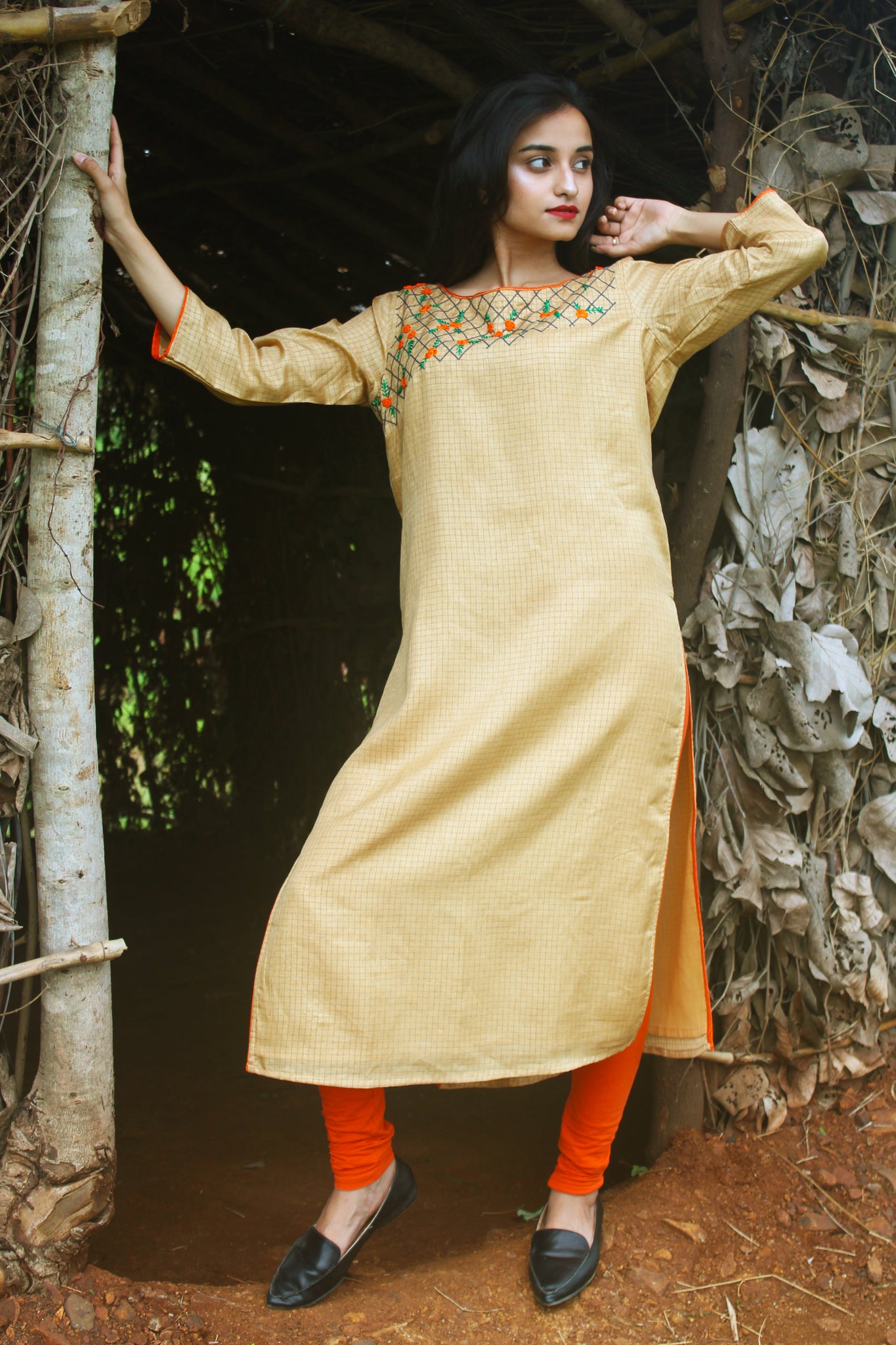 Rose Embroidery Mangalgiri Cotton Kurta