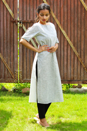 Yarn Dyed Placement Stripe Kurta